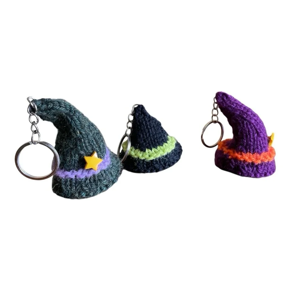 Handmade Witch Hat Key Chain Knitted Halloween Keyring Charm Lot of 3 Charms‎